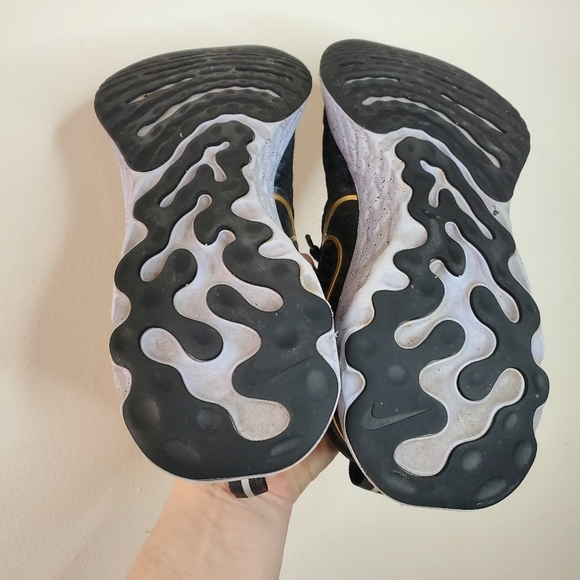 Womens Nike React Infinity Run Flynit 2 Size 8 - Picture 11 of 12